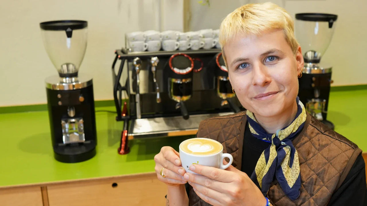 Latte Art für Zuhause: Herz, Tulpe & Co. im Cappuccino meistern